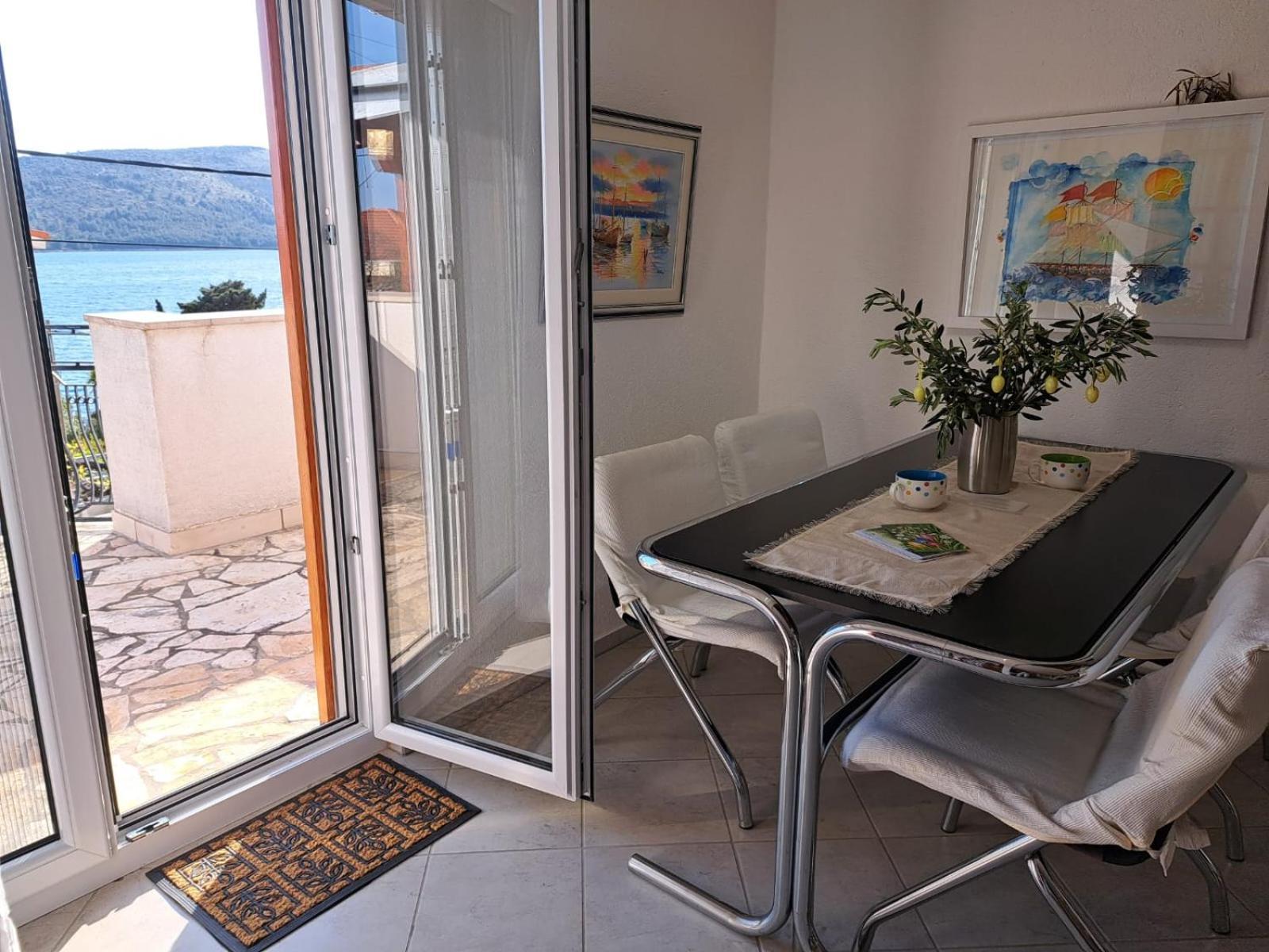 Villa Apartments Oliva Seget Vranjica Dış mekan fotoğraf
