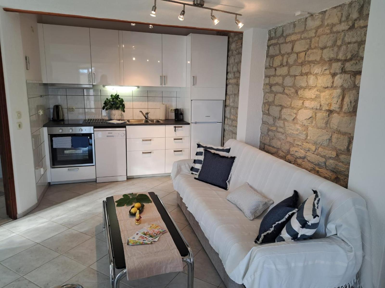 Villa Apartments Oliva Seget Vranjica Dış mekan fotoğraf