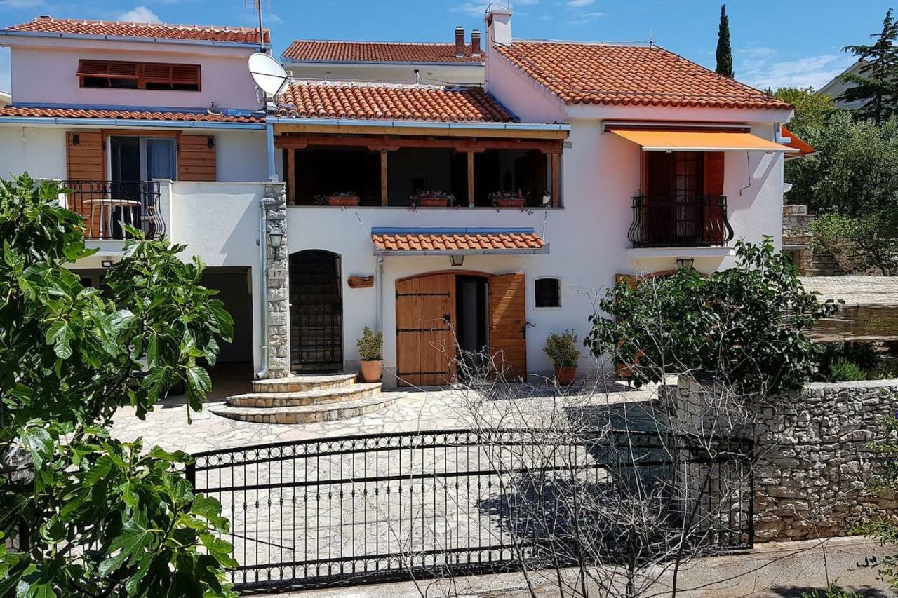 Villa Apartments Oliva Seget Vranjica Dış mekan fotoğraf